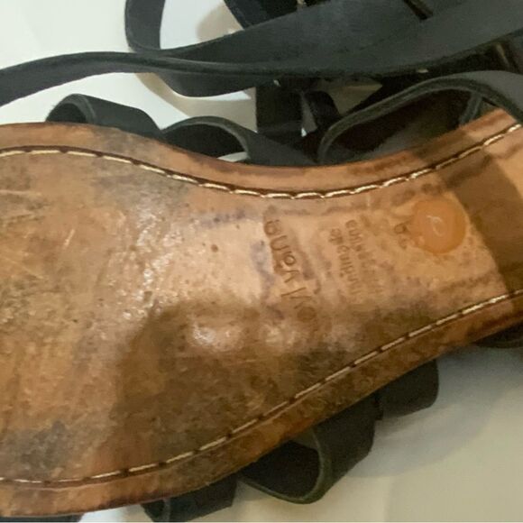 Sibyl Vane black flat  Leather Sandal w Ankle Ties 39 - Picture 4 of 9